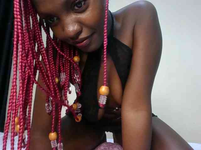 Leslie-ann webcam