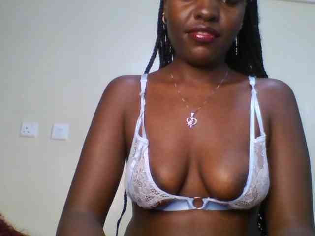 Leslie-ann webcam