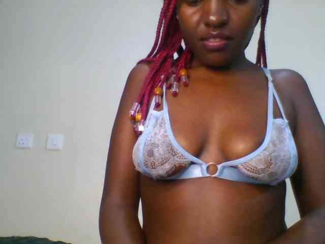 Leslie-ann webcam