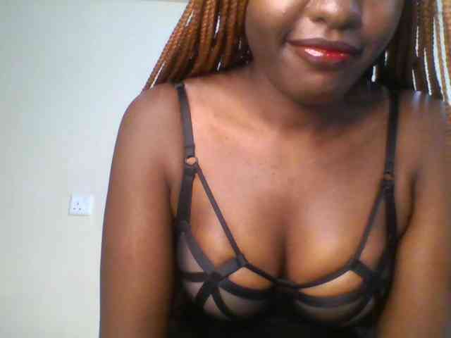 Leslie-ann webcam