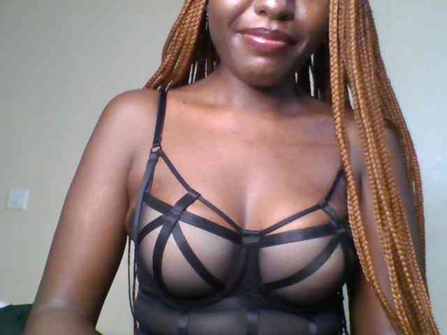 Leslie-ann webcam