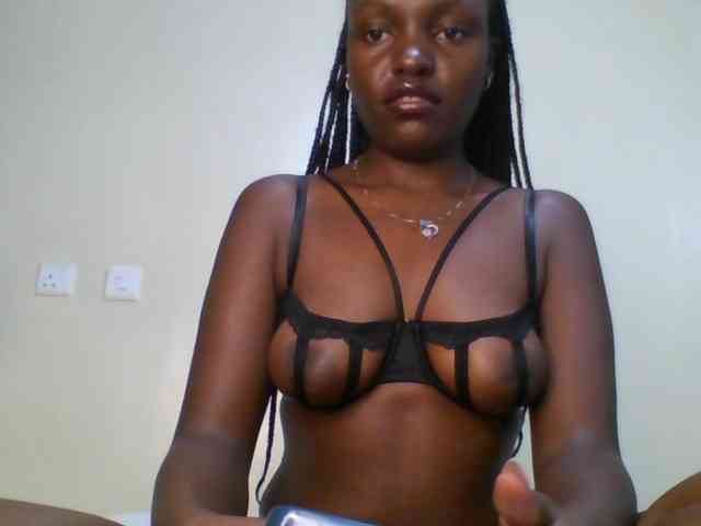 Leslie-ann webcam