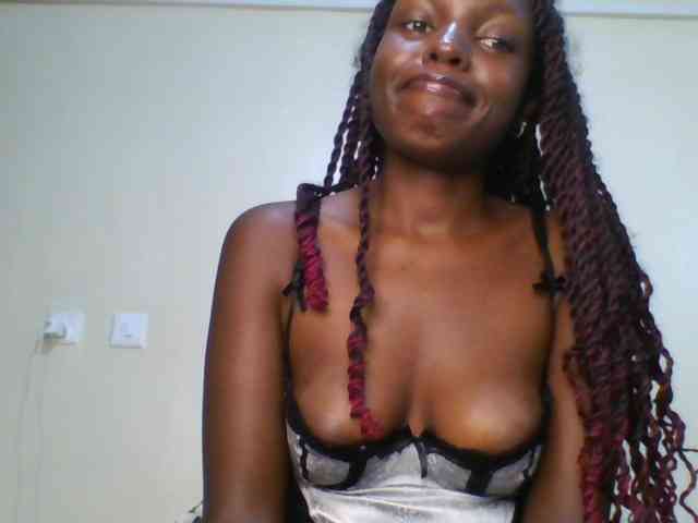 Leslie-ann webcam