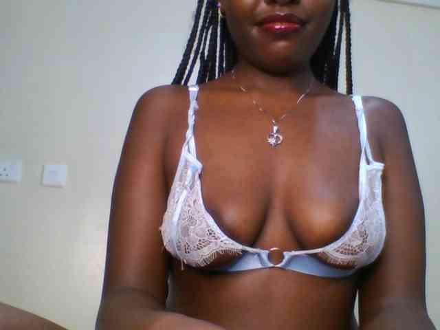 Leslie-ann webcam