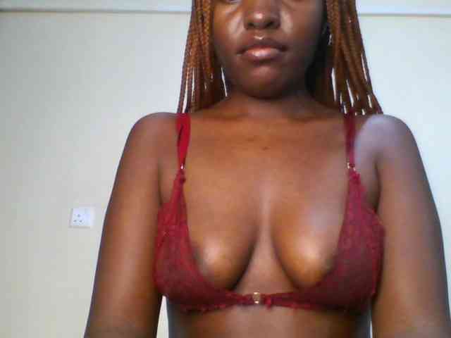 Leslie-ann webcam