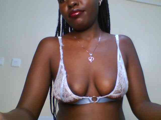 Leslie-ann webcam