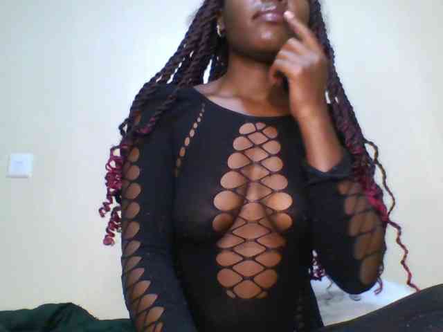 Leslie-ann webcam