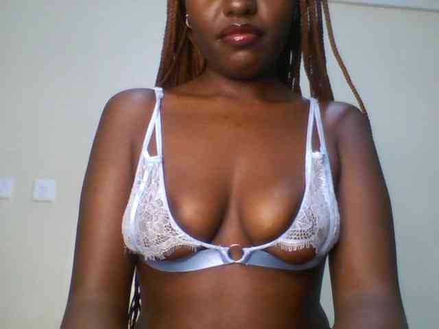 Leslie-ann webcam