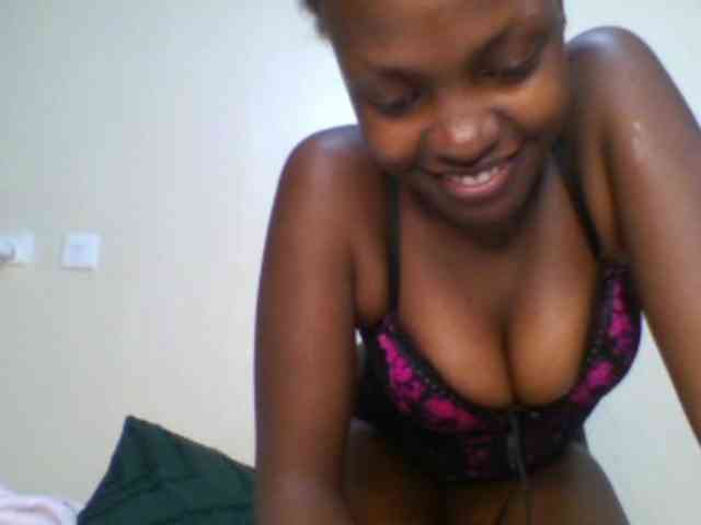 Leslie-ann webcam