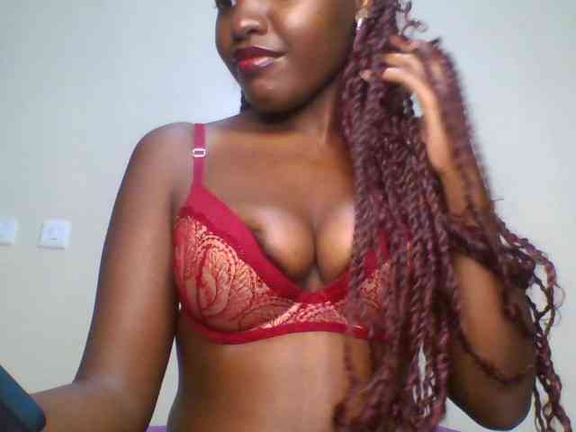 Leslie-ann webcam