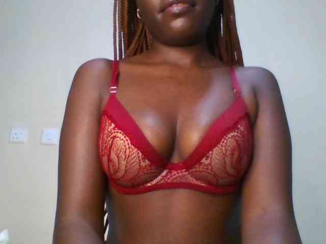 Leslie-ann webcam