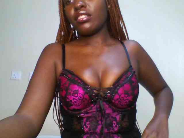 Leslie-ann webcam