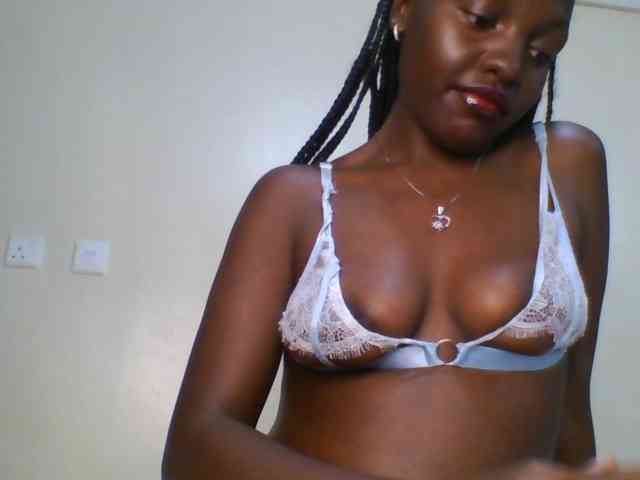 Leslie-ann webcam