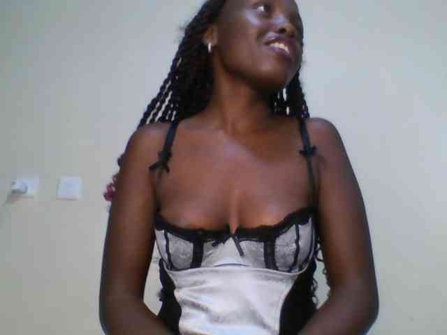 Leslie-ann webcam