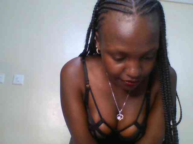Leslie-ann webcam