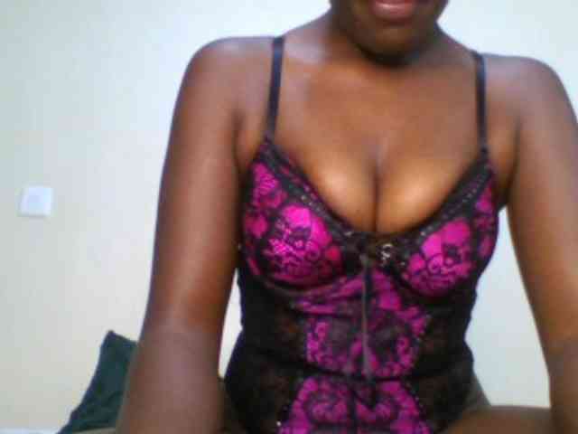 Leslie-ann webcam