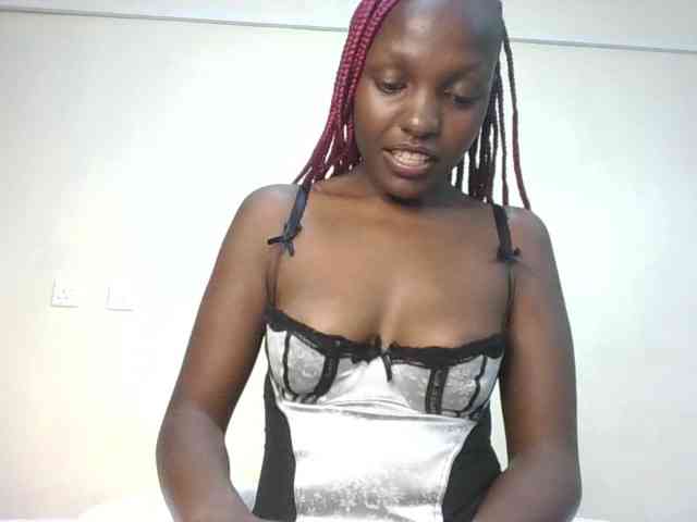 Leslie-ann webcam