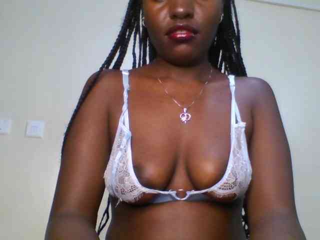 Leslie-ann webcam