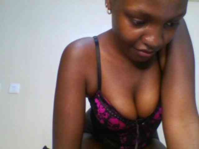Leslie-ann webcam