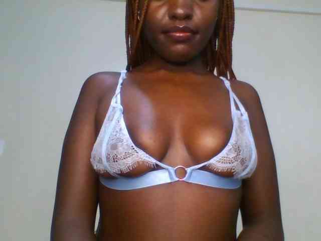Leslie-ann webcam