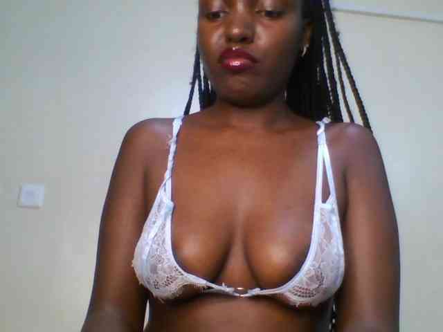 Leslie-ann webcam