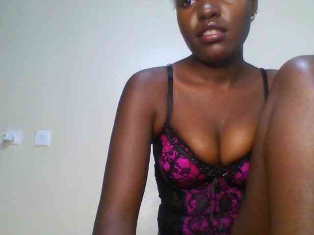 Leslie-ann webcam