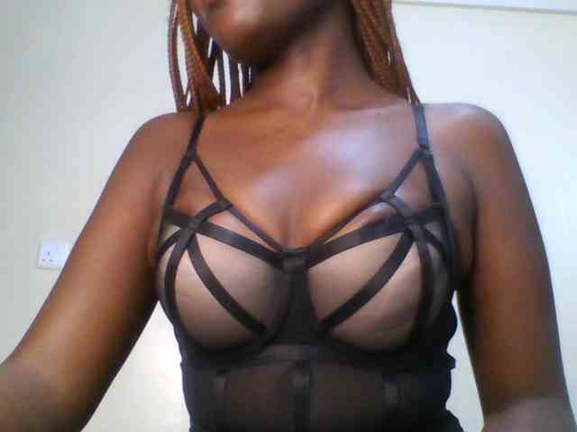 Leslie-ann webcam