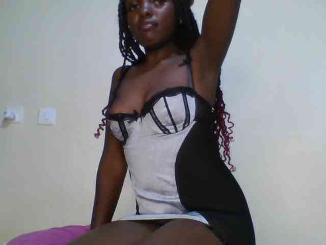 Leslie-ann webcam
