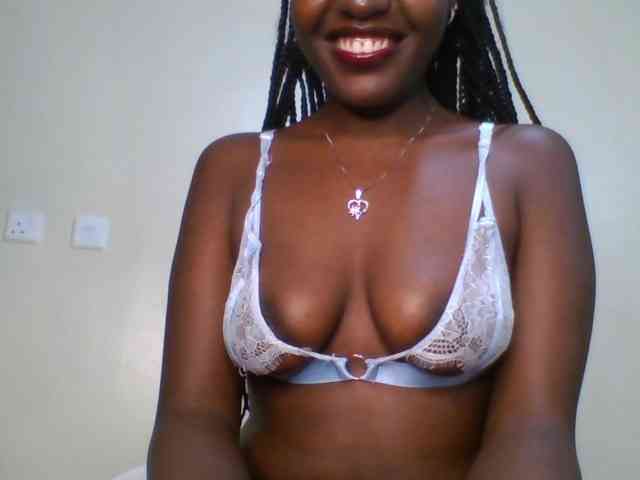 Leslie-ann webcam