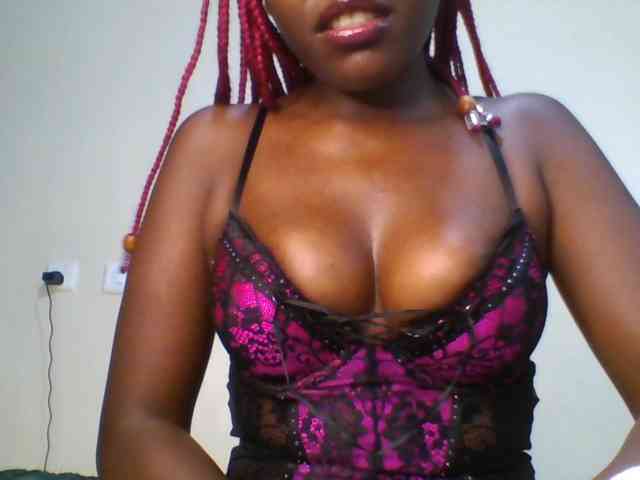 Leslie-ann webcam