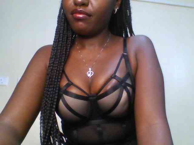 Leslie-ann webcam