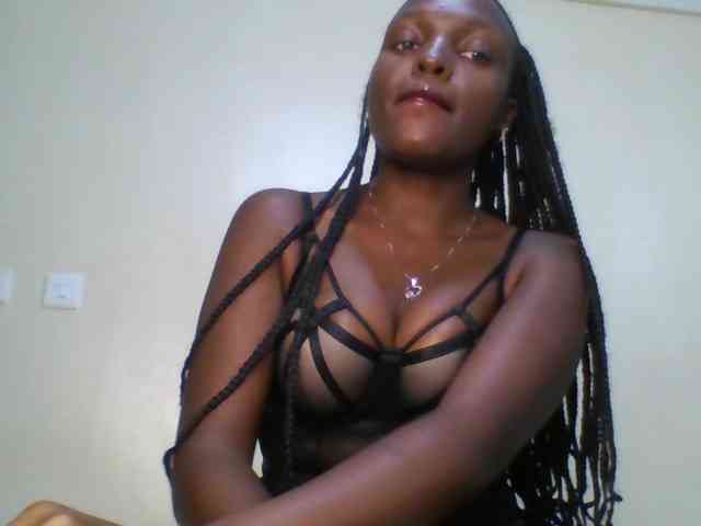 Leslie-ann webcam
