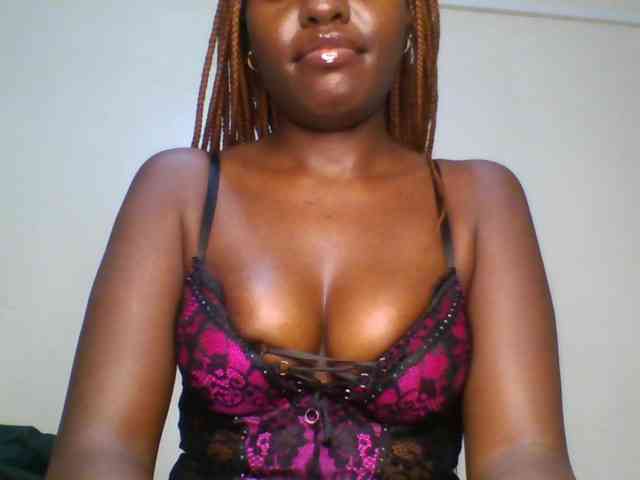 Leslie-ann webcam