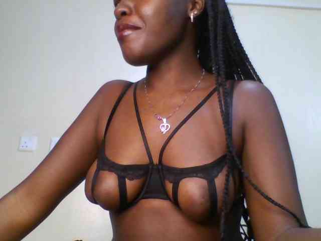 Leslie-ann webcam