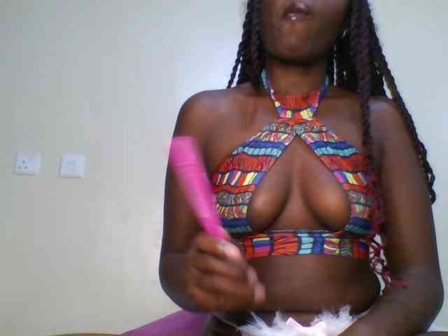 Leslie-ann webcam