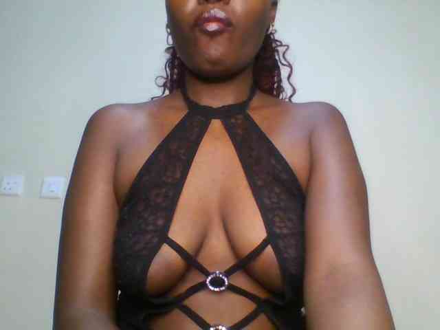 Leslie-ann webcam