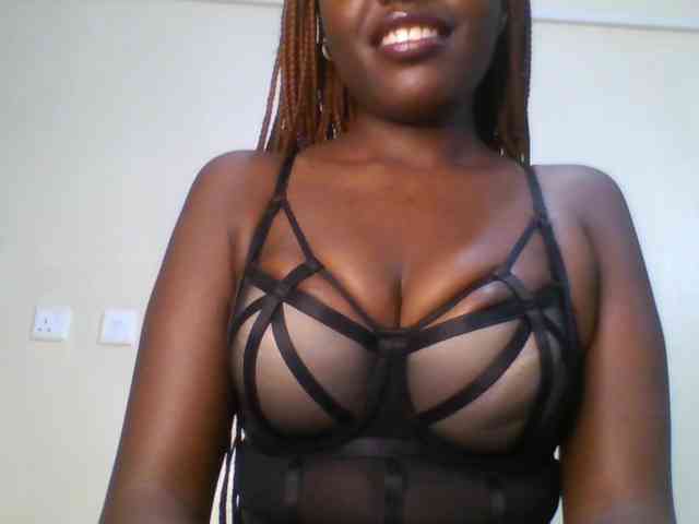 Leslie-ann webcam