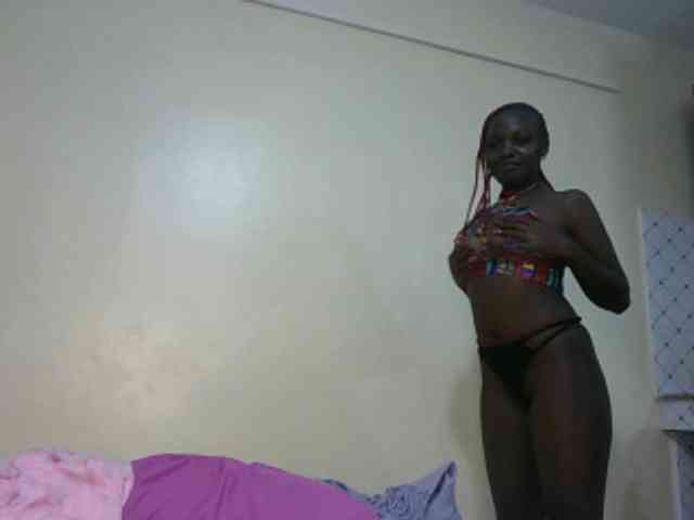 Leslie-ann webcam