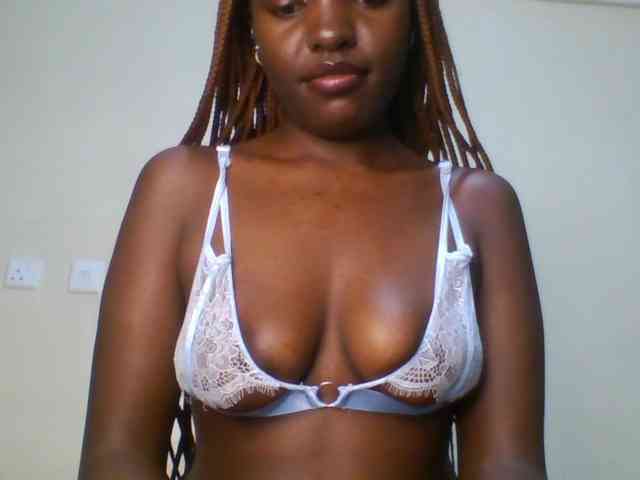 Leslie-ann webcam