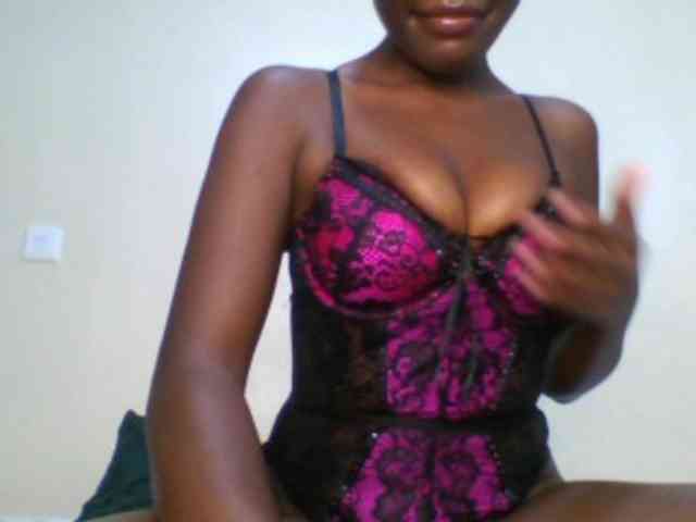 Leslie-ann webcam