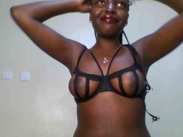 Leslie-ann webcam