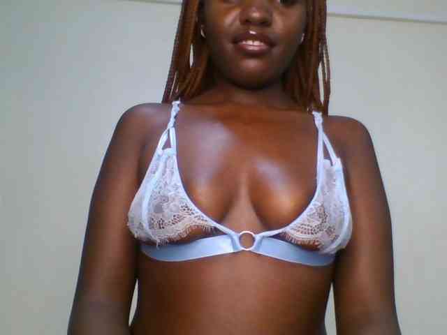Leslie-ann webcam
