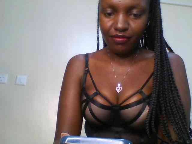 Leslie-ann webcam