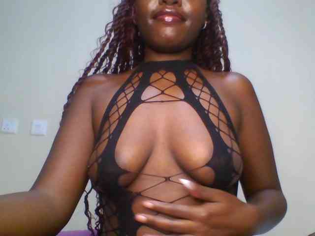 Leslie-ann webcam