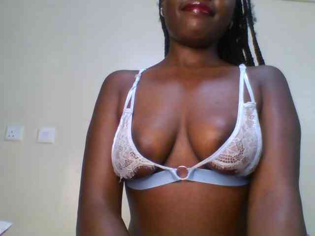 Leslie-ann webcam