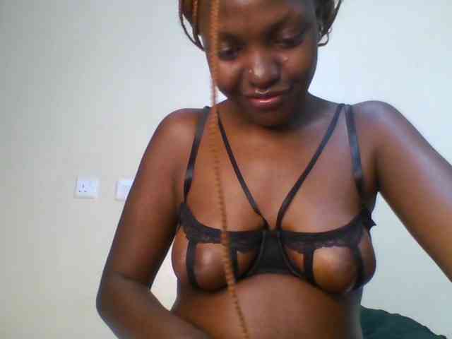 Leslie-ann webcam