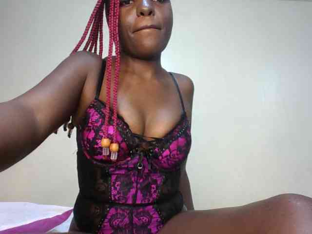 Leslie-ann webcam