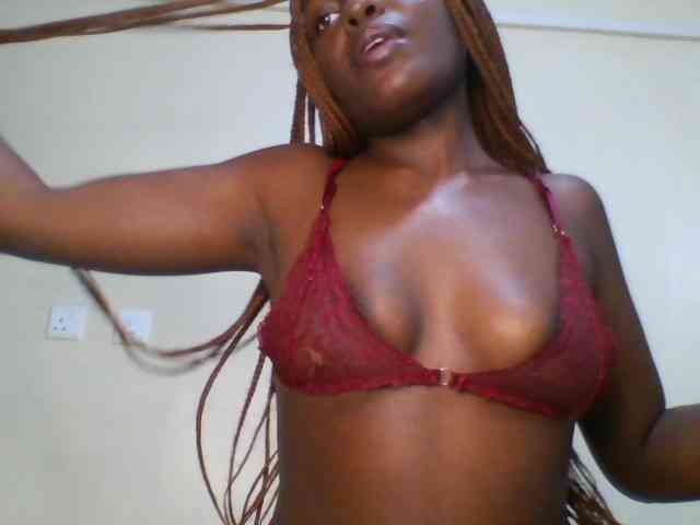 Leslie-ann webcam