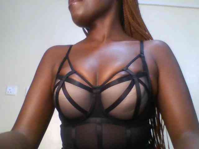 Leslie-ann webcam
