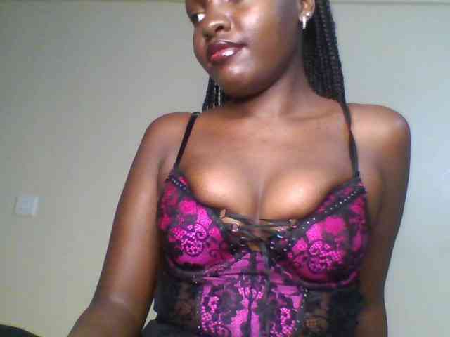 Leslie-ann webcam